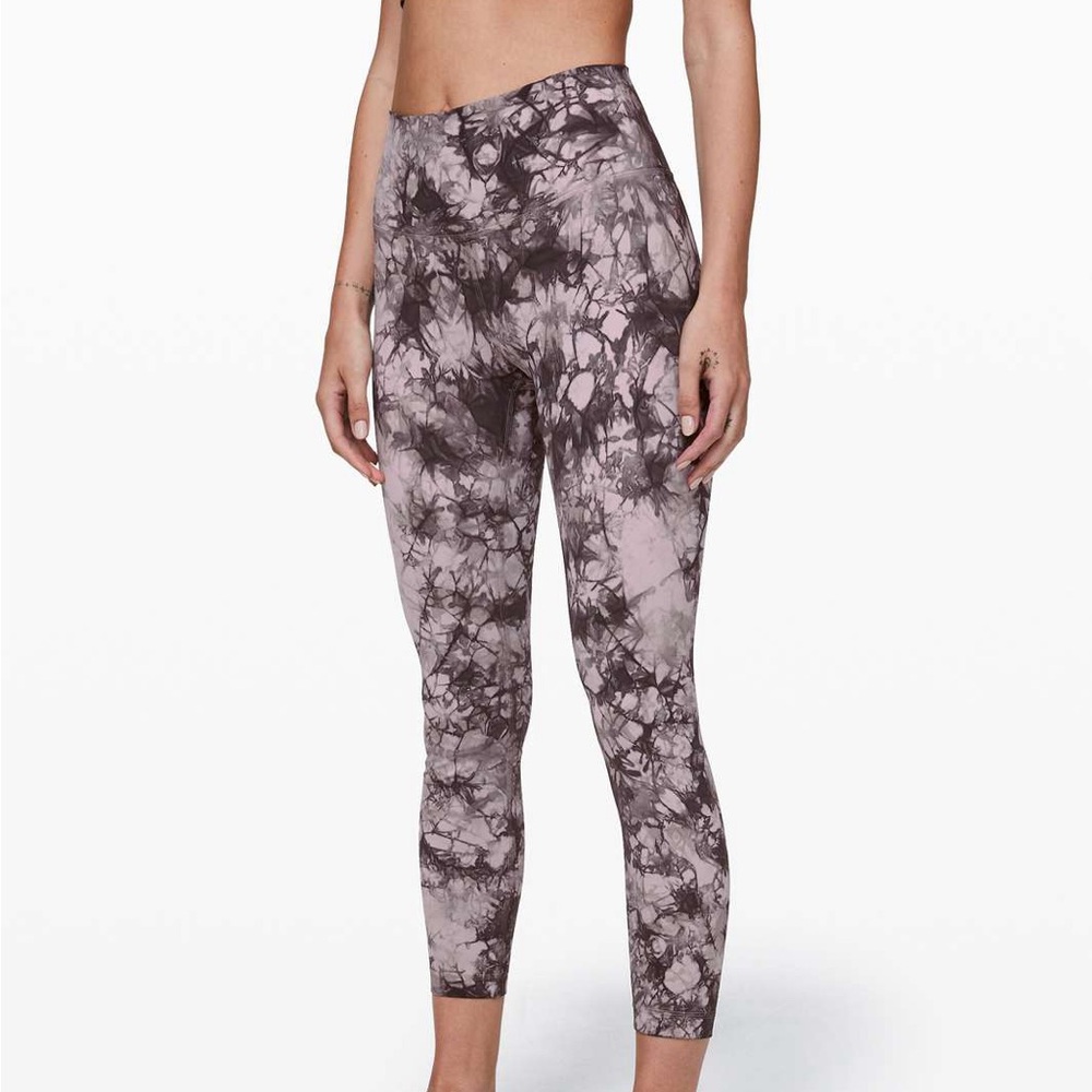 lululemon Wunder Under Tight *Tie Dye Full on Luxtreme 25”